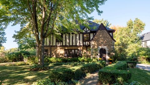 Photo of 123 Ingleside Avenue, Aurora, IL 60506 (MLS # 12470392)
