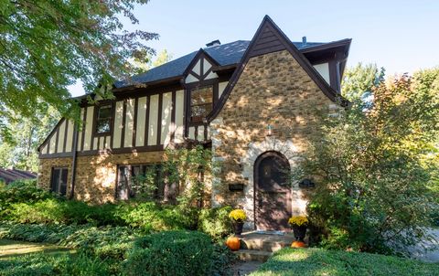 Tiny photo for 123 Ingleside Avenue, Aurora, IL 60506 (MLS # 12470392)