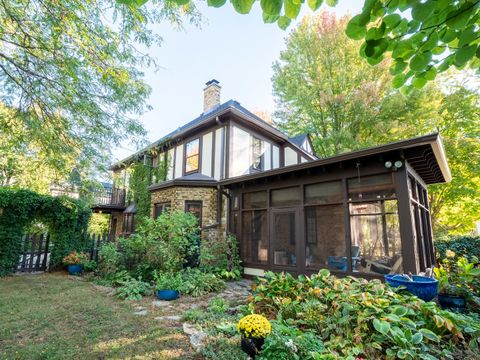 Tiny photo for 123 Ingleside Avenue, Aurora, IL 60506 (MLS # 12470392)