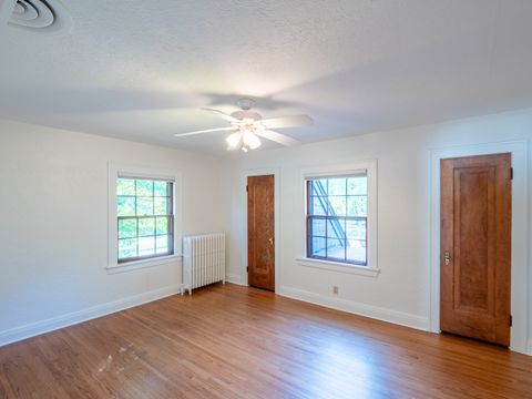 Tiny photo for 123 Ingleside Avenue, Aurora, IL 60506 (MLS # 12470392)