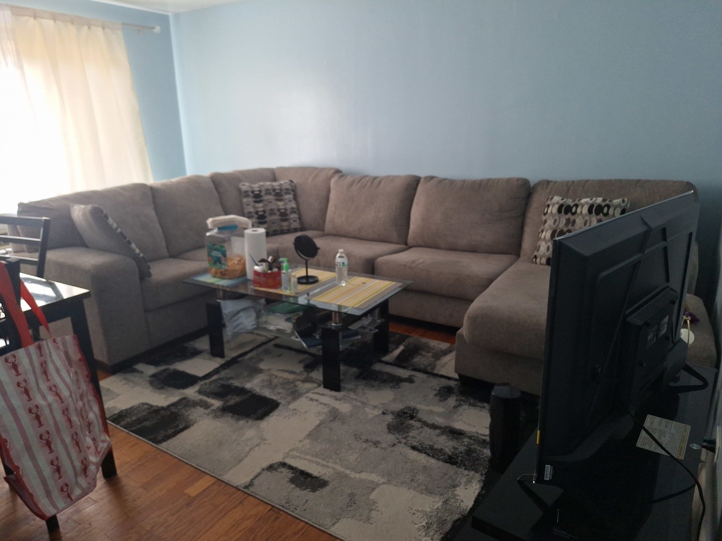 2038 W Jarvis Avenue 2F