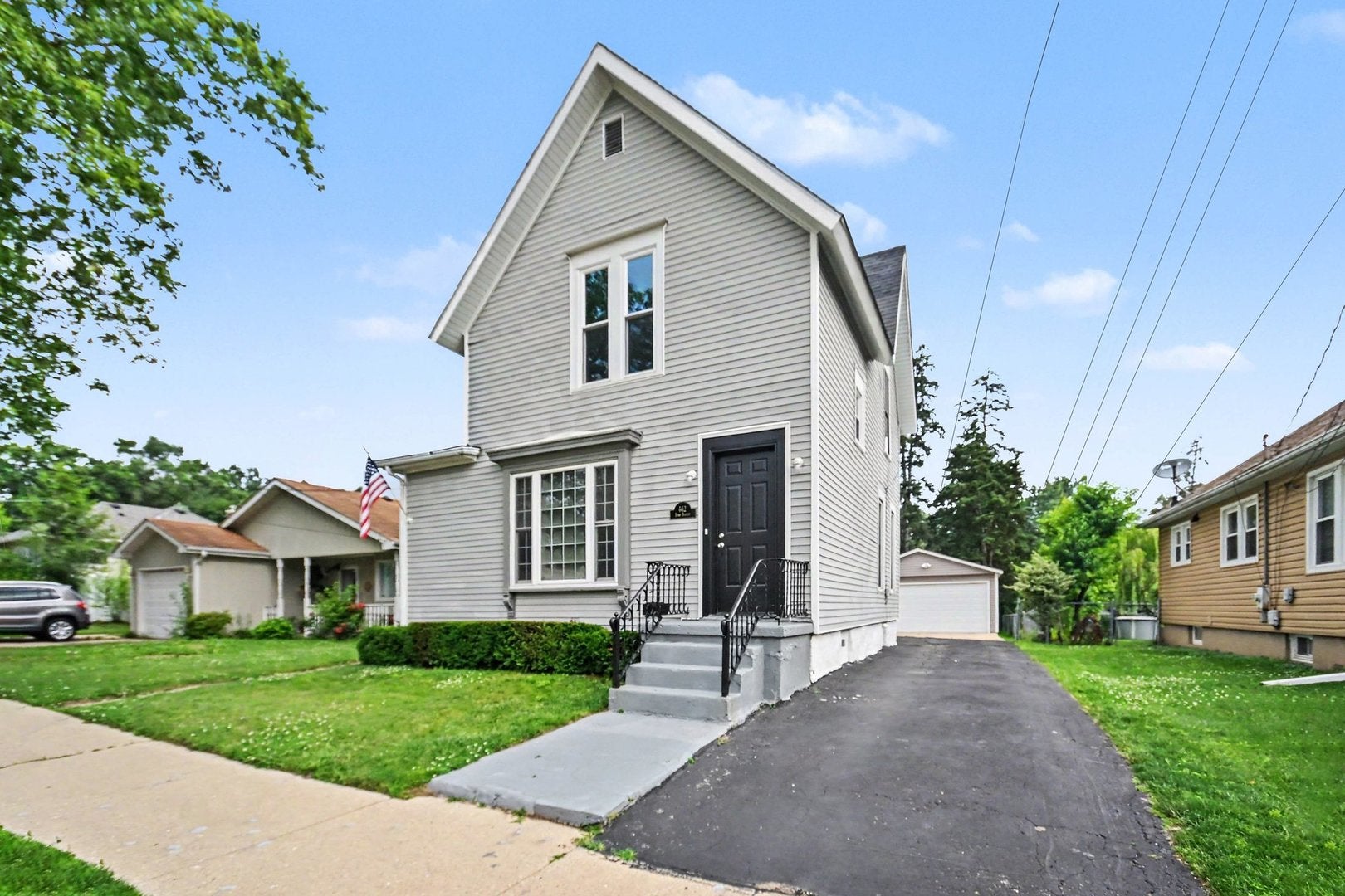 662 Bent Street