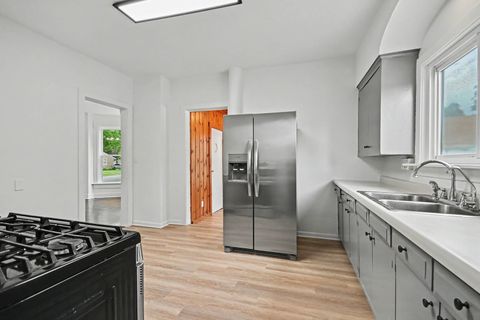 Tiny photo for 662 Bent Street, Elgin, IL 60120 (MLS # 12692307)