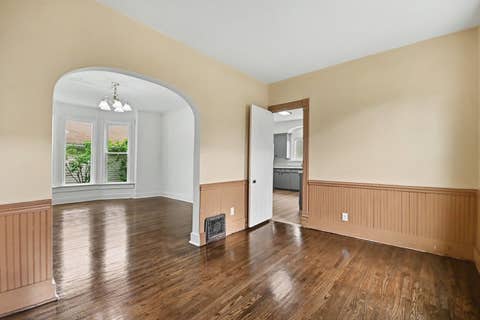Tiny photo for 662 Bent Street, Elgin, IL 60120 (MLS # 12692307)