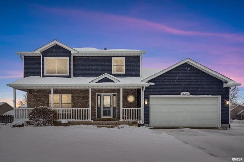 Photo of 4406 REGENCY Place, Davenport, IA 52806 (MLS # QC4269635)