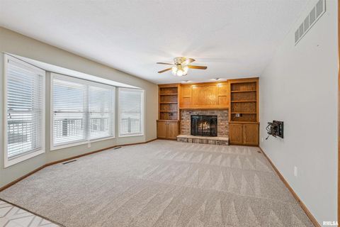 Tiny photo for 4406 REGENCY Place, Davenport, IA 52806 (MLS # QC4269635)