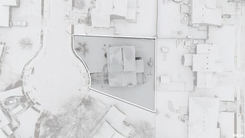 Tiny photo for 4406 REGENCY Place, Davenport, IA 52806 (MLS # QC4269635)