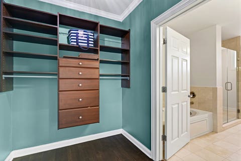 Tiny photo for 2510 W Irving Park Road #401, Chicago, IL 60618 (MLS # 12693581)