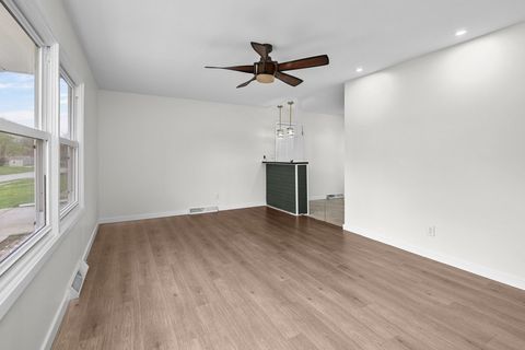 Tiny photo for 933 34th Avenue, East Moline, IL 61244 (MLS # 12621148)