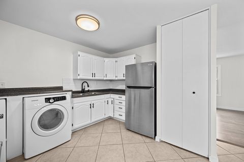 Tiny photo for 933 34th Avenue, East Moline, IL 61244 (MLS # 12621148)