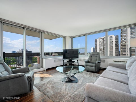 Tiny photo for 1255 N SANDBURG Terrace #1411, Chicago, IL 60610 (MLS # 12753518)