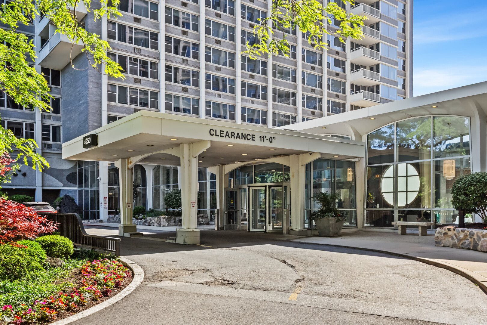 4250 N Marine Drive 1029