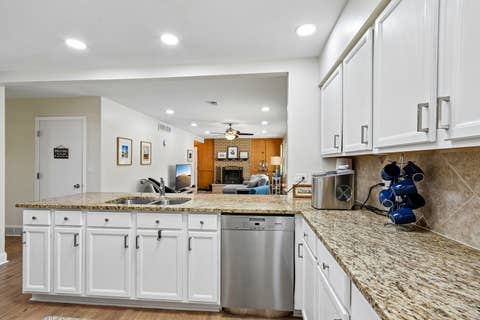 Tiny photo for 3500 Plum Grove Drive, Rolling Meadows, IL 60008 (MLS # 12720255)