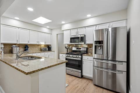 Tiny photo for 3500 Plum Grove Drive, Rolling Meadows, IL 60008 (MLS # 12720255)