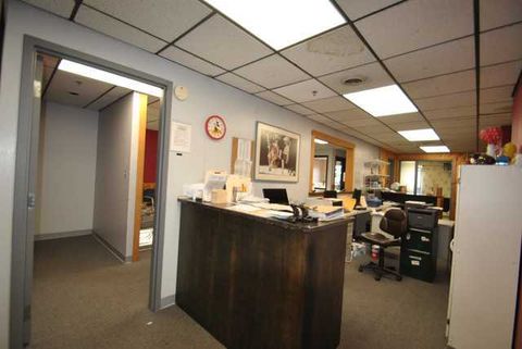 Tiny photo for 10540 W Cermak Road #2, Westchester, IL 60154 (MLS # 12569109)