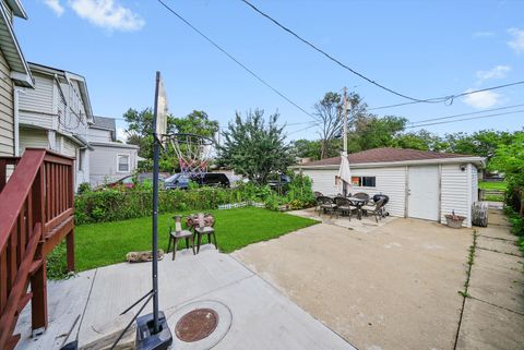 Tiny photo for 2119 N Mcvicker Avenue, Chicago, IL 60639 (MLS # 12455131)