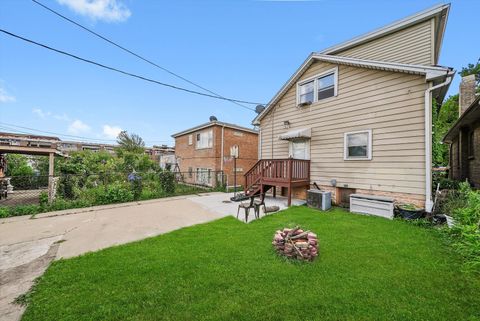 Tiny photo for 2119 N Mcvicker Avenue, Chicago, IL 60639 (MLS # 12455131)
