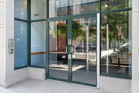 Tiny photo for 3160 N Lincoln Avenue #310, Chicago, IL 60657 (MLS # 12478472)