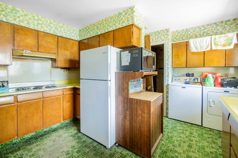 Tiny photo for 214 Greenbriar Street, Elk Grove Village, IL 60007 (MLS # 12667172)