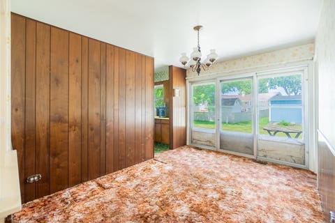 Tiny photo for 214 Greenbriar Street, Elk Grove Village, IL 60007 (MLS # 12667172)