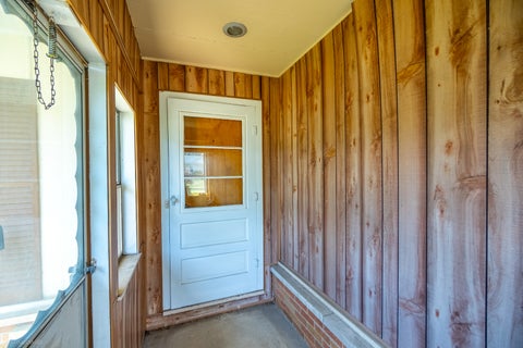 Tiny photo for 214 Greenbriar Street, Elk Grove Village, IL 60007 (MLS # 12667172)