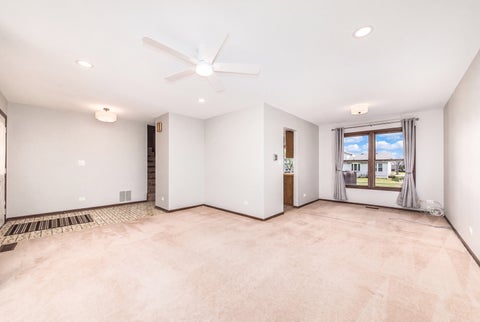 Tiny photo for 795 Cardinal Lane, Elk Grove Village, IL 60007 (MLS # 12751771)