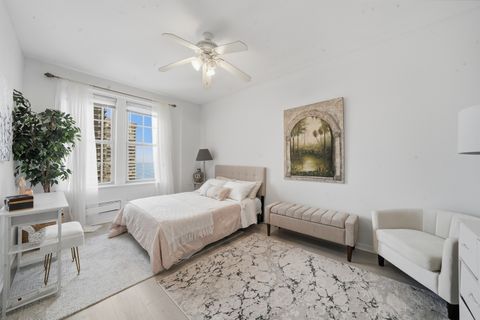 Tiny photo for 6101 N Sheridan Road #12E, Chicago, IL 60660 (MLS # 12560838)