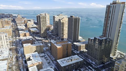 Tiny photo for 6101 N Sheridan Road #12E, Chicago, IL 60660 (MLS # 12560838)