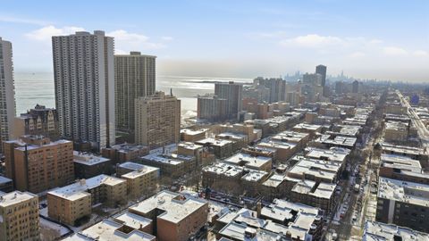 Tiny photo for 6101 N Sheridan Road #12E, Chicago, IL 60660 (MLS # 12560838)