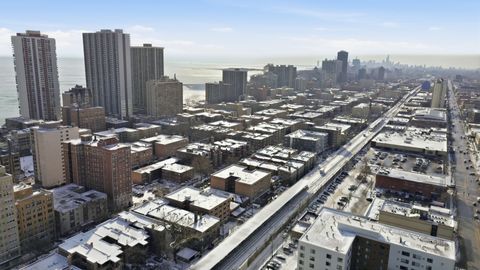 Tiny photo for 6101 N Sheridan Road #12E, Chicago, IL 60660 (MLS # 12560838)