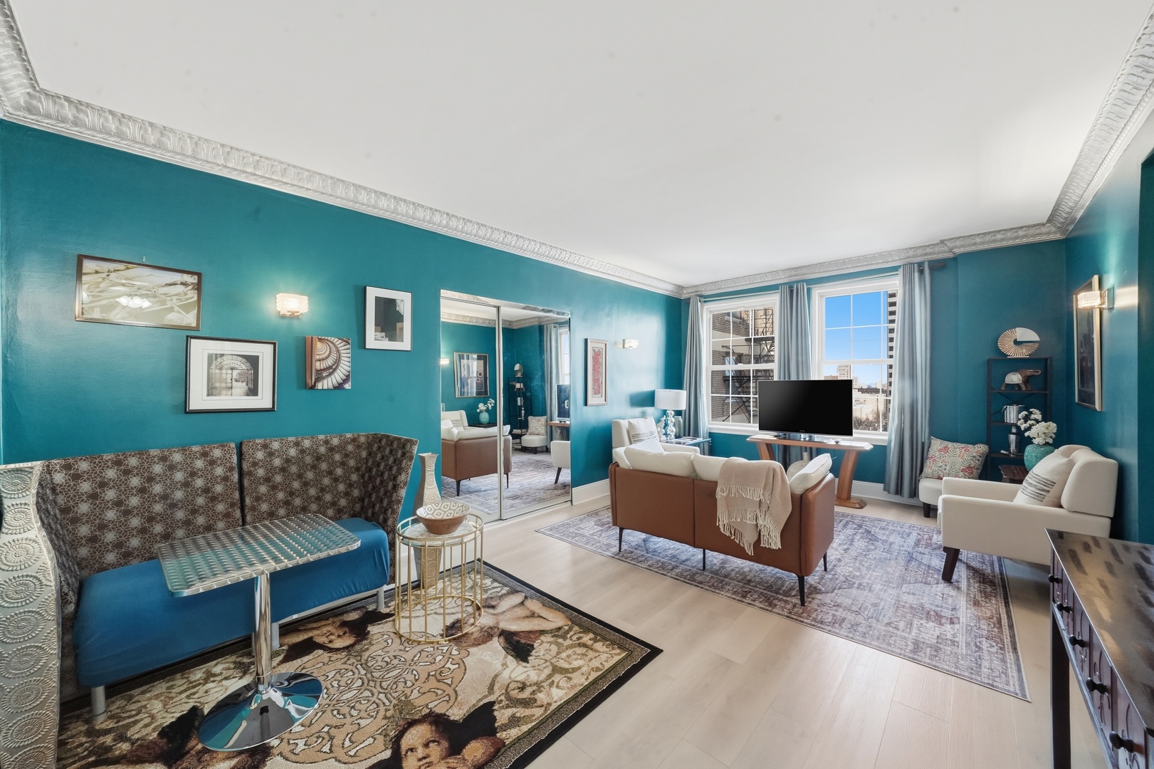 6101 N Sheridan Road 12E