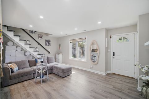 Tiny photo for 1495 Cornell Court #1495, Hoffman Estates, IL 60169 (MLS # 12627190)