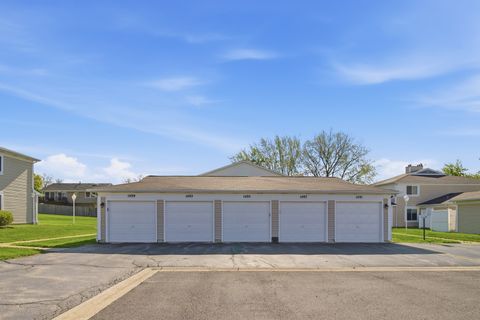 Tiny photo for 1495 Cornell Court #1495, Hoffman Estates, IL 60169 (MLS # 12627190)