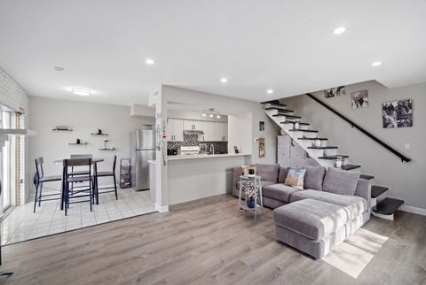 Tiny photo for 1495 Cornell Court #1495, Hoffman Estates, IL 60169 (MLS # 12627190)