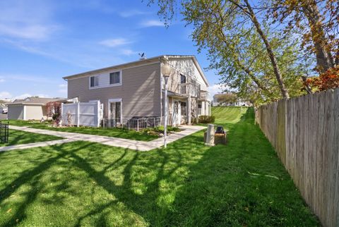 Tiny photo for 1495 Cornell Court #1495, Hoffman Estates, IL 60169 (MLS # 12627190)