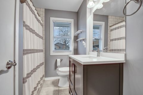 Tiny photo for 9417 S 76th Court, Hickory Hills, IL 60457 (MLS # 12513150)