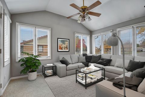 Tiny photo for 9417 S 76th Court, Hickory Hills, IL 60457 (MLS # 12513150)