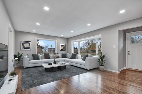 Tiny photo for 9417 S 76th Court, Hickory Hills, IL 60457 (MLS # 12513150)