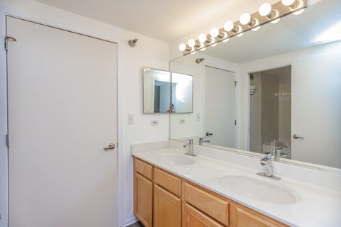Tiny photo for 625 W Jackson Boulevard #212, Chicago, IL 60661 (MLS # 12531942)