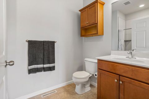 Tiny photo for 3048 E Stillwater Landing #101, Urbana, IL 61802 (MLS # 12475712)