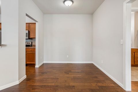 Tiny photo for 3048 E Stillwater Landing #101, Urbana, IL 61802 (MLS # 12475712)