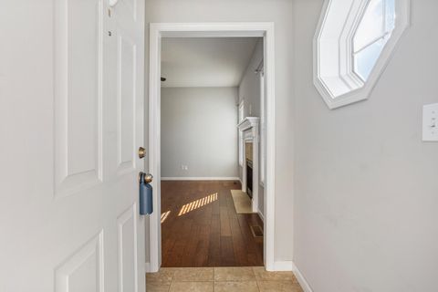 Tiny photo for 3048 E Stillwater Landing #101, Urbana, IL 61802 (MLS # 12475712)