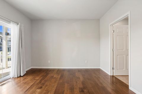 Tiny photo for 3048 E Stillwater Landing #101, Urbana, IL 61802 (MLS # 12475712)