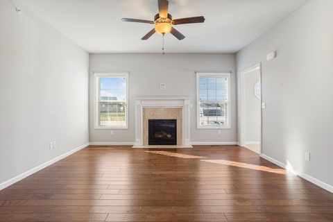 Tiny photo for 3048 E Stillwater Landing #101, Urbana, IL 61802 (MLS # 12475712)