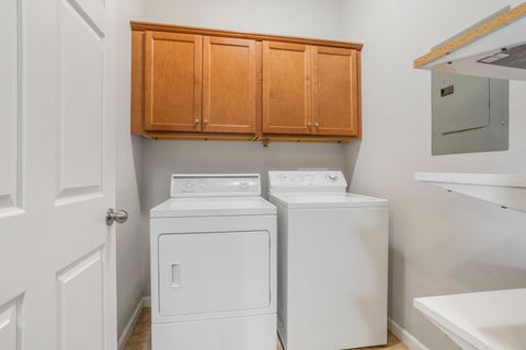 Tiny photo for 3048 E Stillwater Landing #101, Urbana, IL 61802 (MLS # 12475712)