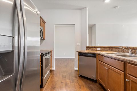 Tiny photo for 3048 E Stillwater Landing #101, Urbana, IL 61802 (MLS # 12475712)