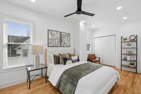 Tiny photo for 102 S Quincy Street, Hinsdale, IL 60521 (MLS # 12602698)