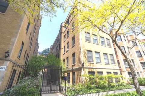 626 W Waveland Avenue 3E Chicago IL 60613