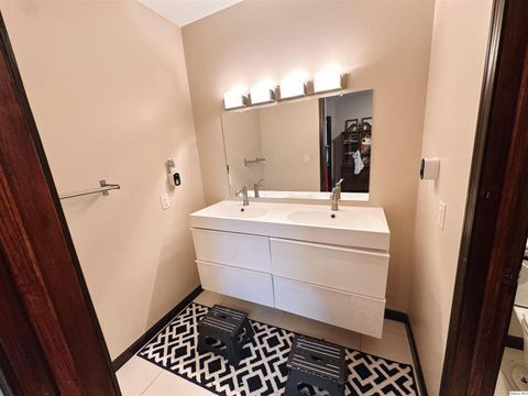 Tiny photo for 5600 Termar Lane, Quincy, IL 62305 (MLS # 12525961)