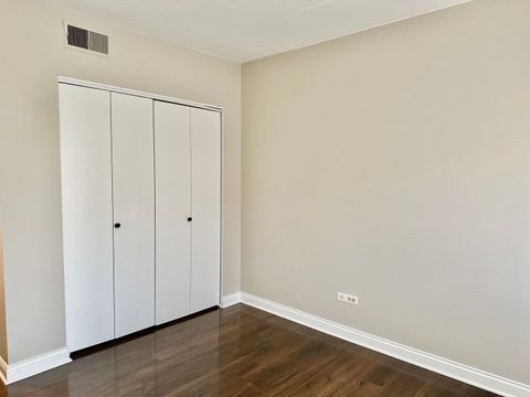 Tiny photo for 3240 N Manor Drive #130, Lansing, IL 60438 (MLS # 12461393)